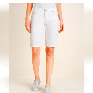 Sonoma Women high rise Bermuda Stretch jeans shorts